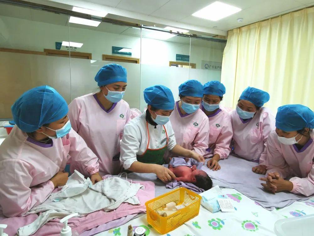 南乐县妇婴监护型护送